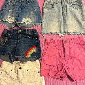 5 girls shorts 🩳 1 romper & 1 bucket hat 🧢